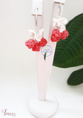 imusau.lt | parduodama Rankų darbo auskarai „Raudonos avietės“